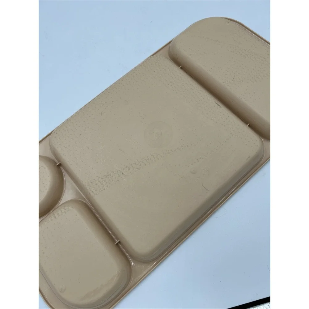 Vtg Retro Cafeteria Divided School Lunch Trays Camping Stackable Set Of 6‎ Beige
